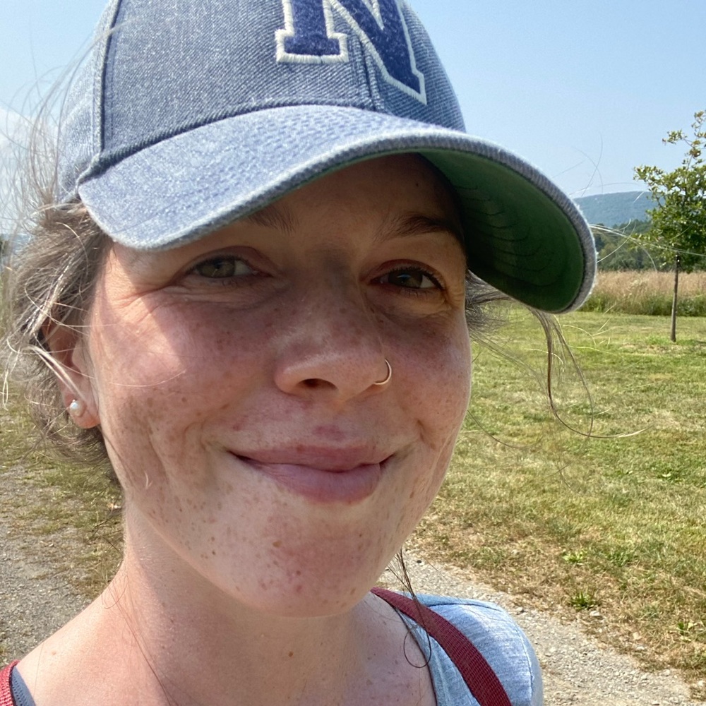 Meet your Posher, Hannah